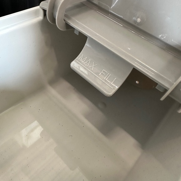 Brita UltraMax Large Water Dispenser - Gray - Picture 2 of 5